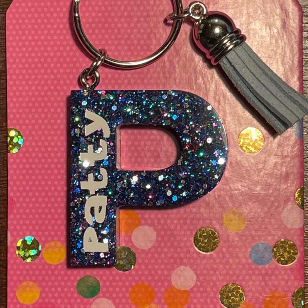 Patty, letter P glitter resin keychain